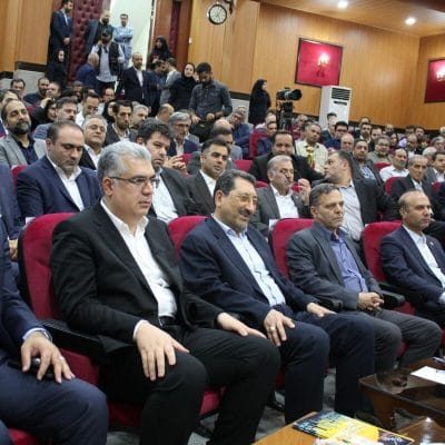 تقدیر از صادرکنندگان برتر استان زنجان با حضور وزیر صمت